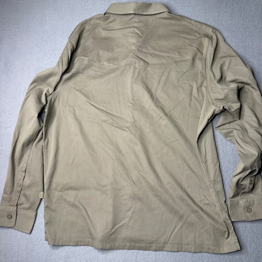 Lululemon Commission Long Sleeve Shirt XL Olive Green Button Down‎ Tech Fabric - Picture 7 of 8